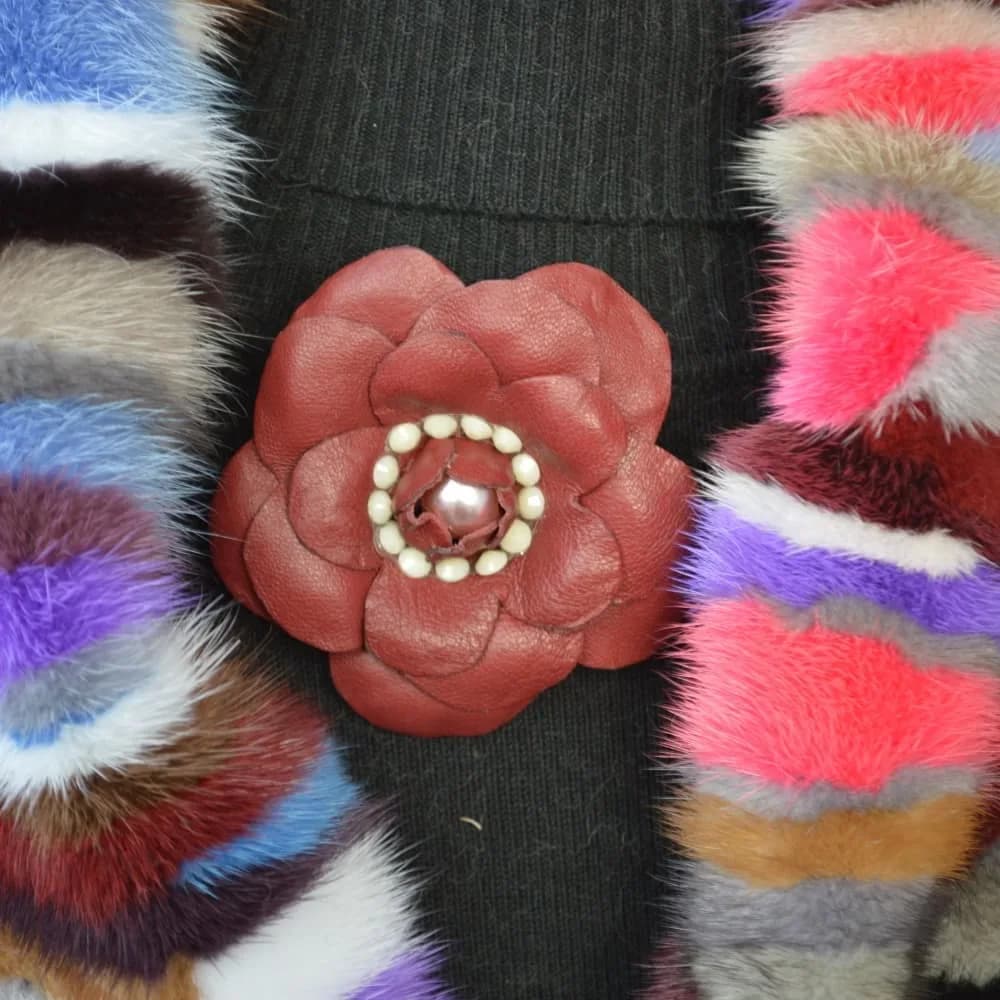 Red Rose leather brooch with a pearl