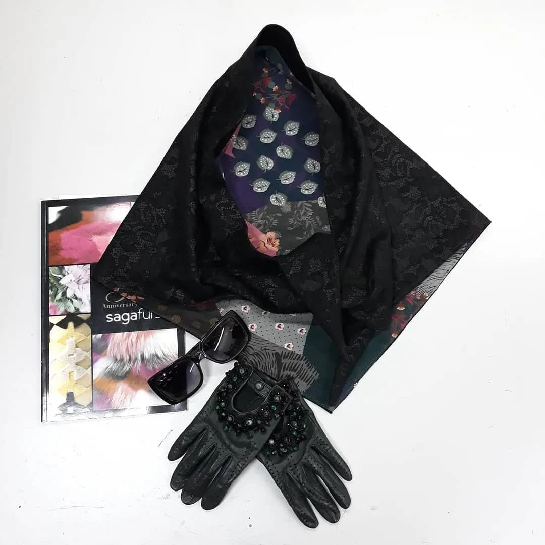 Reversible openwork suede and viscose headscarf